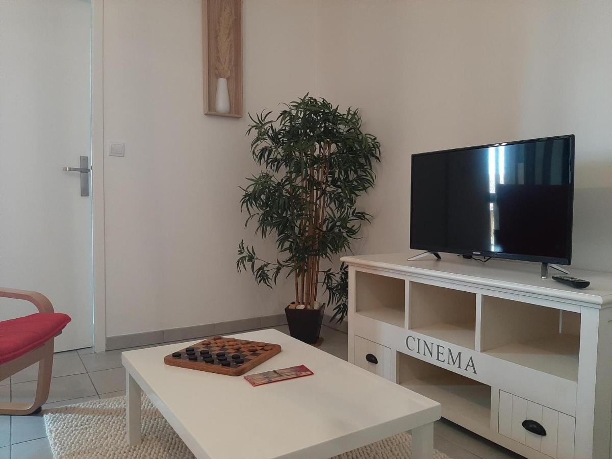 Appartement T2 Tout Confort Centre-Ville Vieux-Boucau Avec Parking Privatif Et Proche Des Plages - Fr-1-239-926 Eksteriør bilde