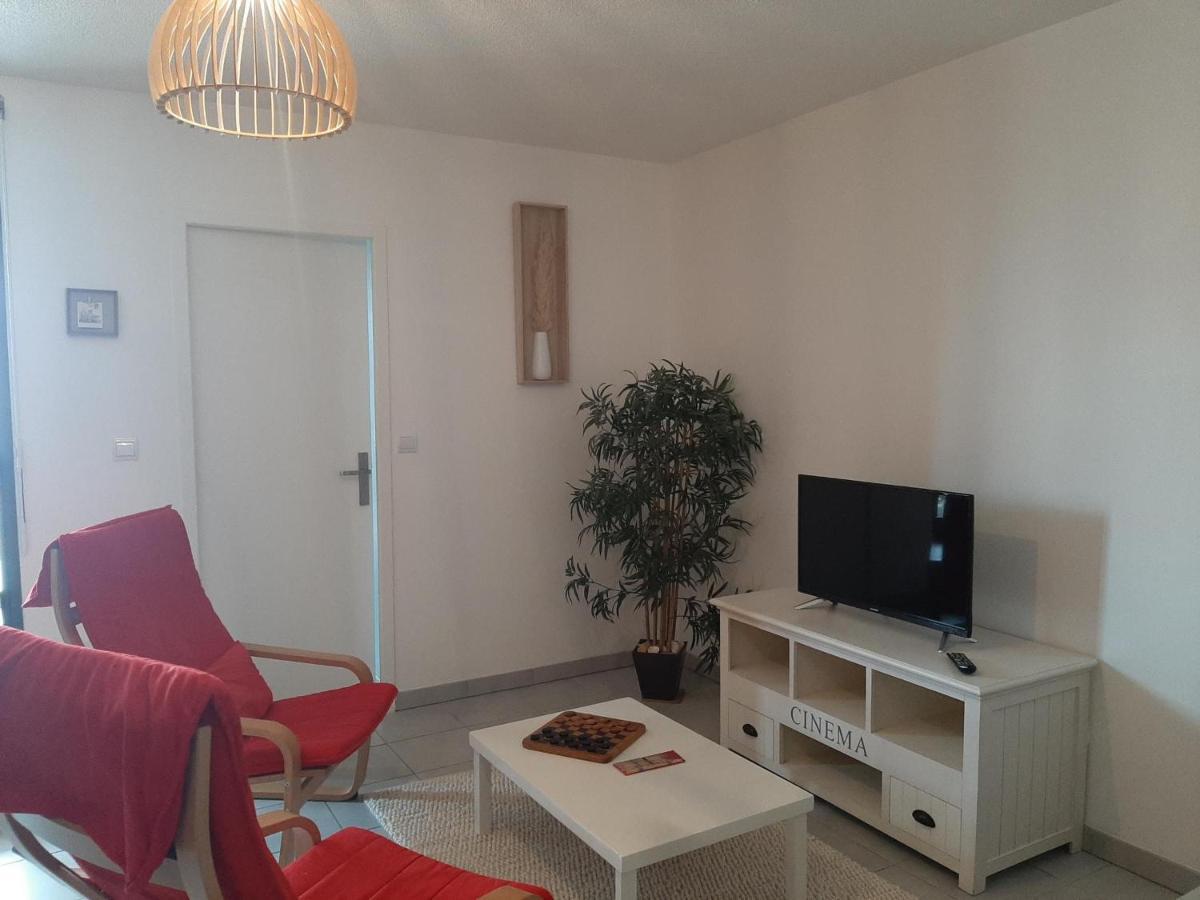 Appartement T2 Tout Confort Centre-Ville Vieux-Boucau Avec Parking Privatif Et Proche Des Plages - Fr-1-239-926 Eksteriør bilde